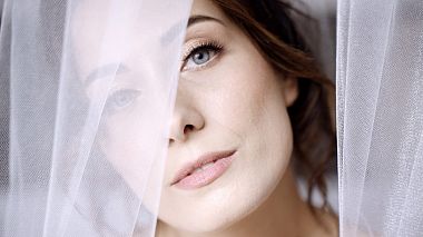 Poland Award 2024 - Nejlepší color grader - Wedding preparation with friends - K&D