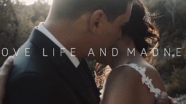 Award 2017 - 年度最佳视频艺术家 - Love life and madness