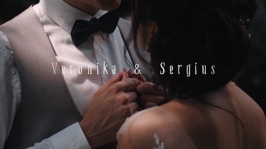 Award 2017 - 年度最佳视频艺术家 - Veronika & Sergius