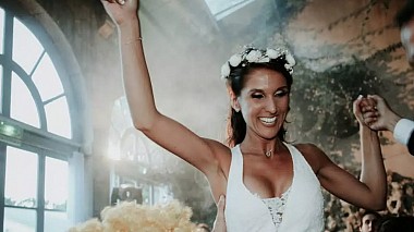 Award 2017 - 年度最佳摄像师 - Charlotte & Nicolas