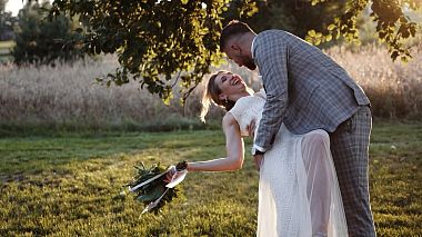 Poland Award 2021 - Best Debut of the Year - Ewelina & Mikołaj | Barn Wedding | Lipowe Siedlisko