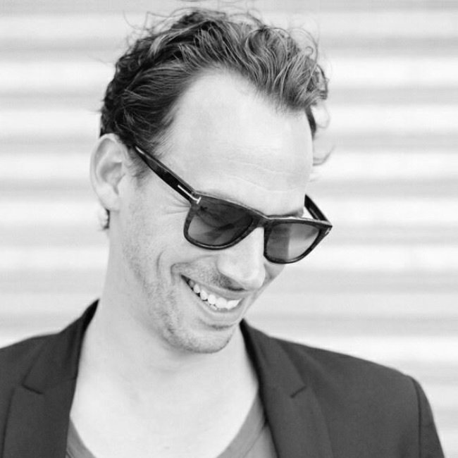 Carlos RiveraManga van Oostrum