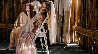 Award 2021 - Best Colorist - Beautiful bride