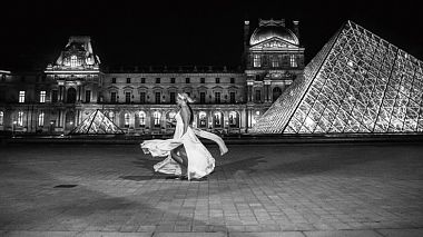 Award 2021 - Best Walk - Pari Pari Love