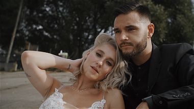 {награда} - {категория} - {заглавие}