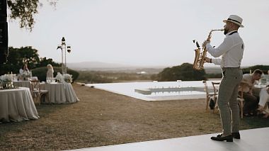 {награда} - {категория} - {заглавие}