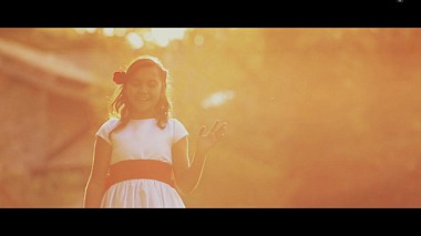 Contest 2015 - Children video - Wedding dress