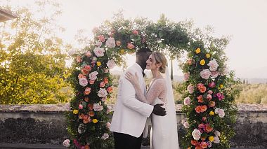 Italy Award 2023 - Best Video Editor - Wedding in Villa Medicea di Lilliano / Rebecca & Ozzy