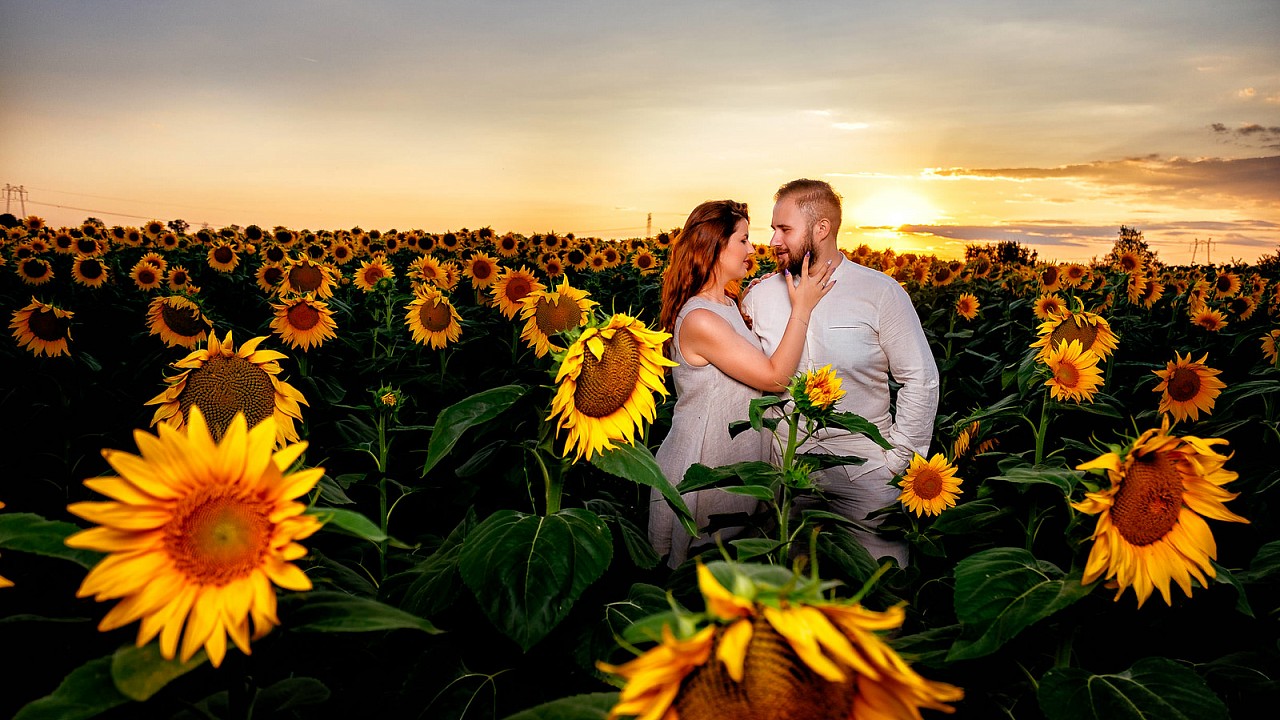 Alexandra & George - save the date