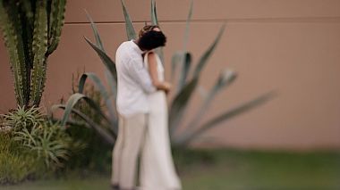 Відеограф Vasileios Tsirakidis, Тира, Греція - Destination wedding in Crete | Mya & Tomer, drone-video, erotic, wedding
