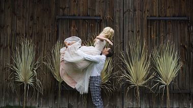 Filmowiec 3FILM  We Tell Stories z Suwałki, Polska - Young couple in the wedding barn, wedding
