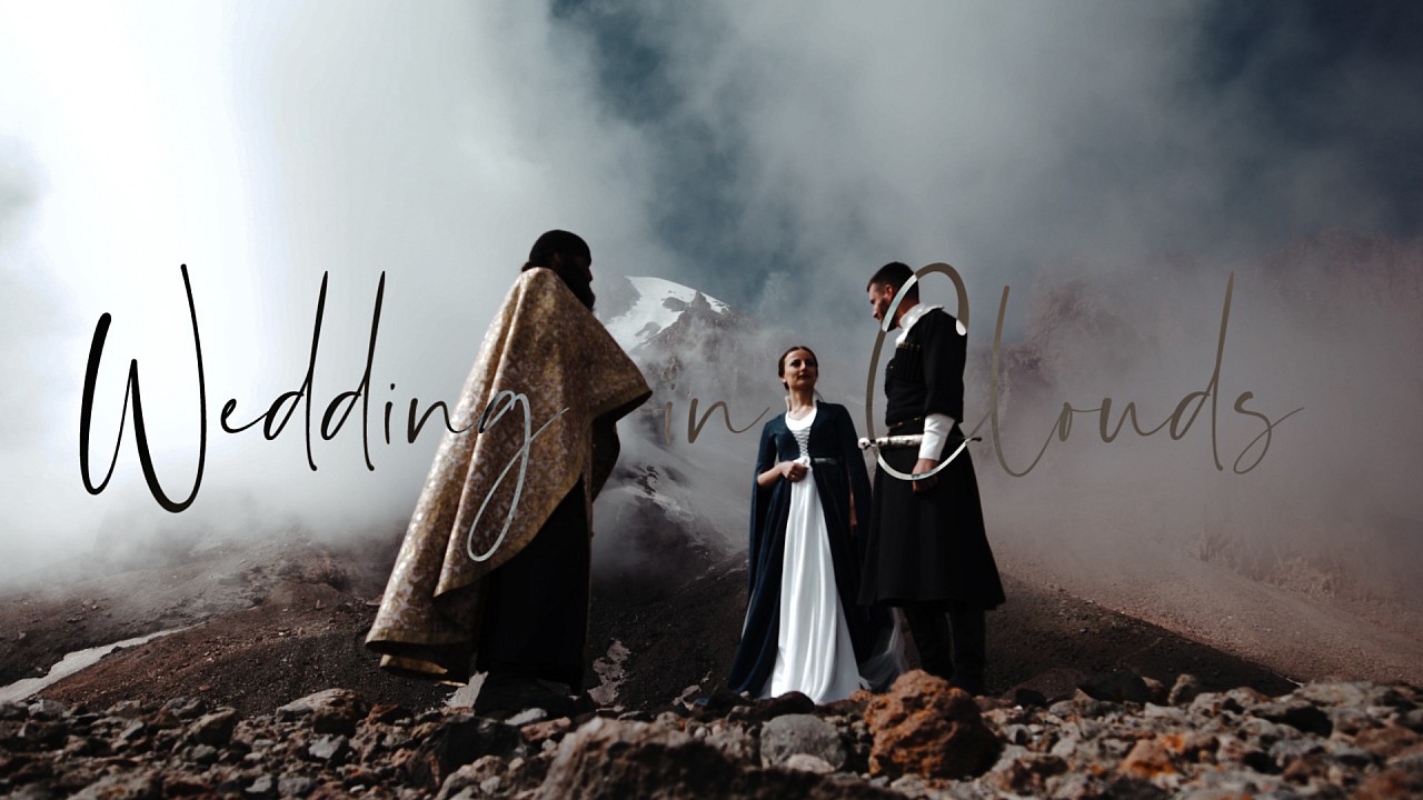 Wedding In Clouds - 4000m above the sea - shocking!