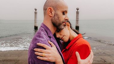 来自 波尔图, 葡萄牙 的摄像师 Ricardo Silva - Modern Elopement Downtown Lisbon, engagement, wedding