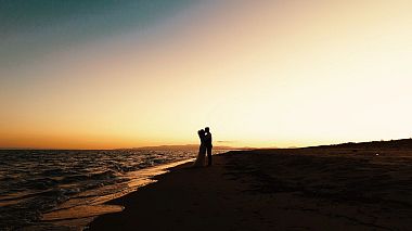 Filmowiec Gianni Giotta z Bari, Włochy - a baby is coming..., drone-video, event