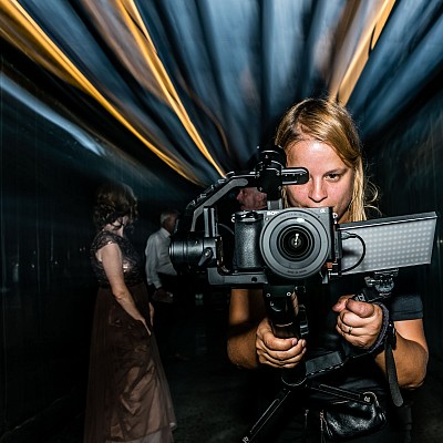 Videographer VERONICA BASCUÑANA LOPEZ