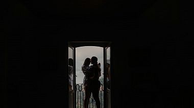 Βιντεογράφος Dragos Buchi από Μποτοσάνι, Ρουμανία - Alexandra & Ionuț // live in Italy, drone-video, erotic, wedding