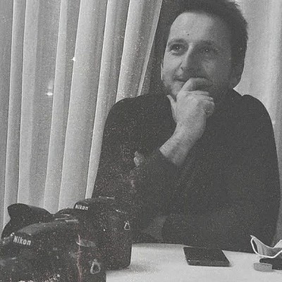 Videographer Nikos Simos