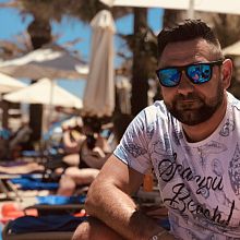 Videographer Robert Lemanski