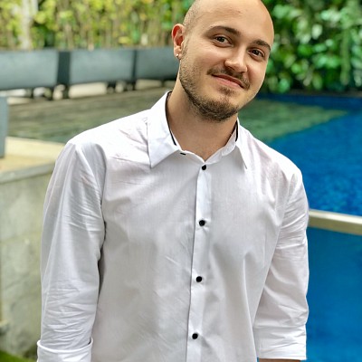 Videographer Dan Vornovitskii