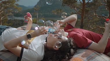 Videógrafo Elzhas Bazarbaev de Astaná, Kazajistán - love story from Borovoe Kazakhstan, backstage, drone-video, engagement, musical video