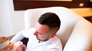 Videografo Alex FotoVideo da Râmnicu Vâlcea, Romania - Laura, baby, event