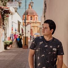 Videographer Beto Alvarado