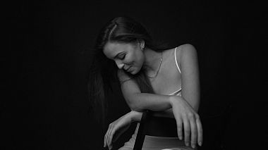 Videographer Studio Muskus from Cracovie, Pologne - slowly - Maddie, advertising, backstage, erotic, showreel