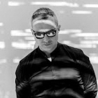 Videographer Feel the Time Films