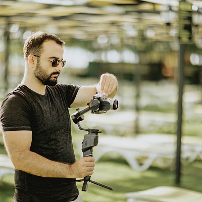 kameraman Mustafa Kasırga
