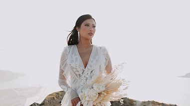 Видеограф Stelios  Vlachas, Тира, Греция - Cuong & Nia, аэросъёмка, свадьба