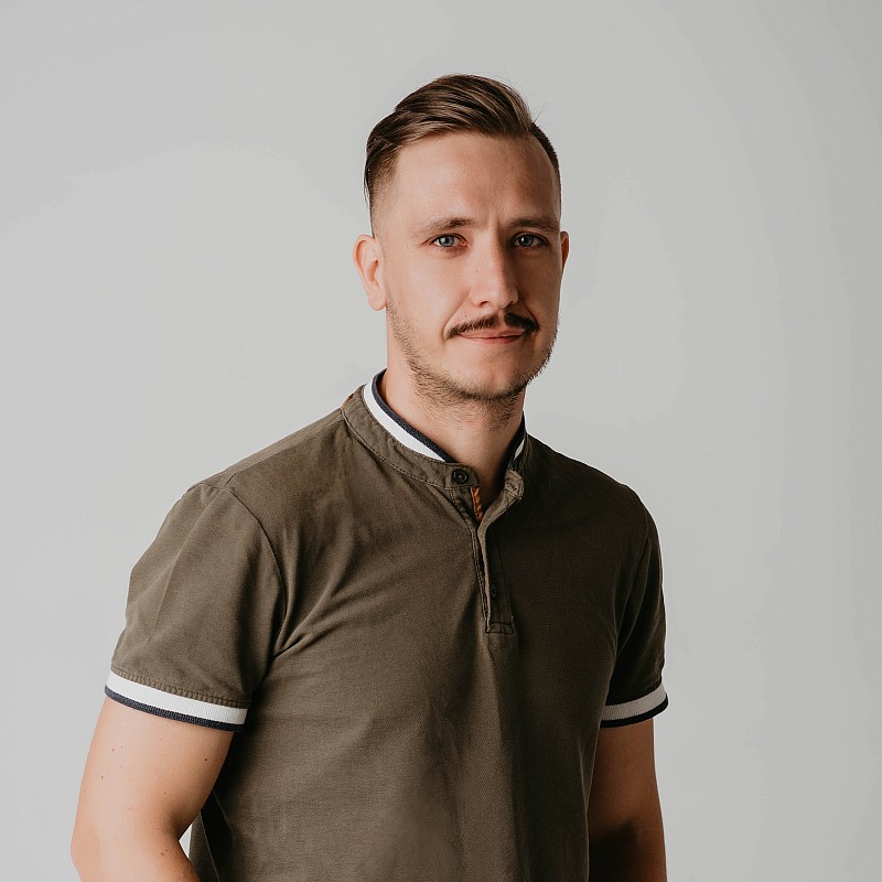 Videographer Yan Kudin