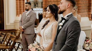 Videographer Dawid Lipiński LipneStudio from Varšava, Polsko - Wedding clip: Boho style wedding in a barn, Kasia & Paweł, Poland, drone-video, engagement, wedding