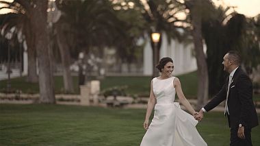 Βιντεογράφος Angelo Maggio από Μπάρι, Ιταλία - "Just hug me" | Nicola & Graziana, drone-video, engagement, reporting, wedding