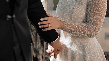 Videógrafo Darius Codoban de Oradea, Rumanía - it's happening, wedding