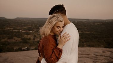 Videographer Cristian Tufisi from San Antonio, États-Unis - Emma+Luke |Enchanted Rock, wedding