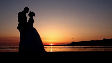 Videógrafo VisualBliss Production de Bucarest, Rumanía - Oana & Ciprian - Summer Moonlight, wedding