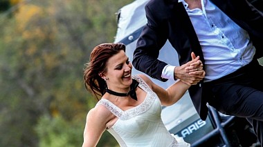 Filmowiec dad Cristian z Bukareszt, Rumunia - Tutu si Simona, engagement