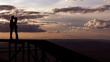 来自 大坎皮纳, 巴西 的摄像师 Caique Castro / StudioC Films - Pre Wedding Larrisa + Marcio, engagement