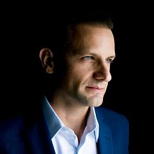 Videographer Zenon Fabre