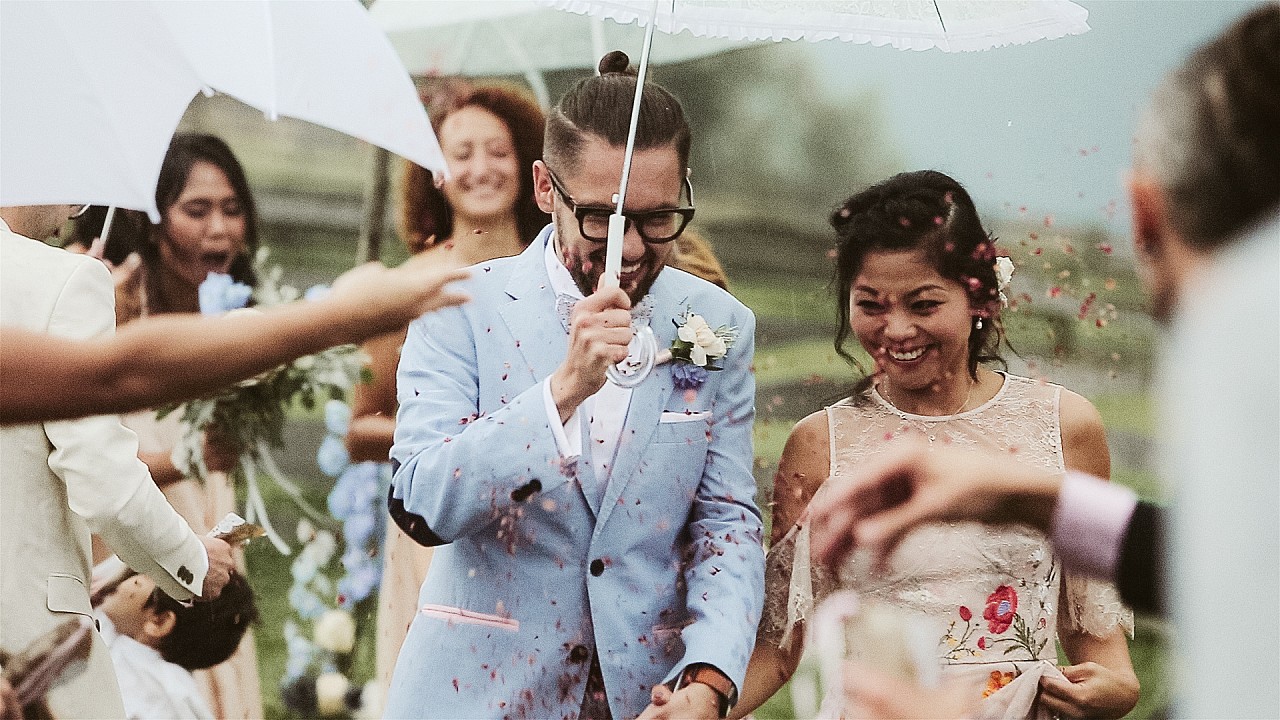 Marry Me Studio | Outdoor ceremony Poland, Super8 vintage