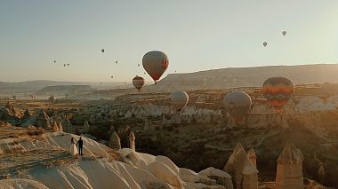 Видеограф Cristi Coman, Питещи, Румъния - Andra & Alex - Cappadocia, drone-video, training video, wedding