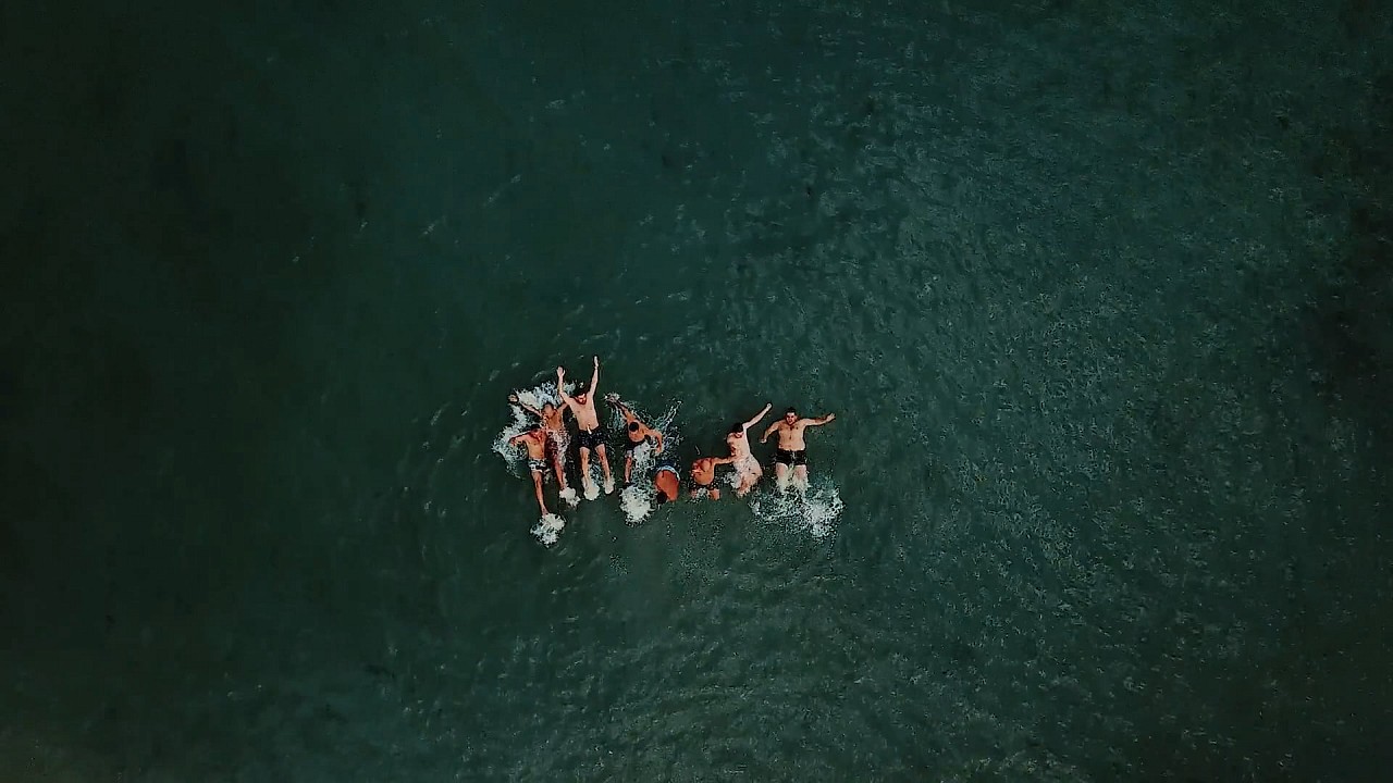 L & A - teaser | www.cristicoman.ro