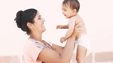 Videographer Darius Cornean from Oradea, Rumunsko - Diaper a Day project, baby, reporting