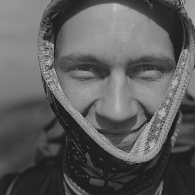 video operatörü Tomasz Muskus
