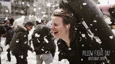 Filmowiec OatStudio z Amsterdam, Niderlandy - Pillow Fight Day | Amsterdam 2016, event, humour, reporting