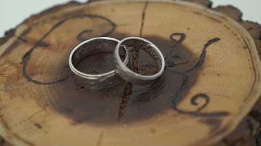 来自 瓦尔纳, 保加利亚 的摄像师 Dian Velikov - WEDDING video clip - LOVE STORY, drone-video, engagement, wedding