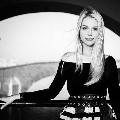 Studio ALIVE WEDDING  FILM