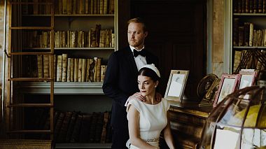 来自 吉马朗伊什, 葡萄牙 的摄像师 Vanessa and Ivo - Elegant wedding in Lisbon, drone-video, engagement, humour, wedding