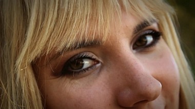 Videografo Serhei Charniak da Baranavichy, Bielorussia - Portrait in the forest, engagement, humour, musical video