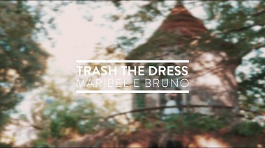 Videographer Miguel Lobo from Porto, Portugalsko - Love is like a hide and seek game, engagement